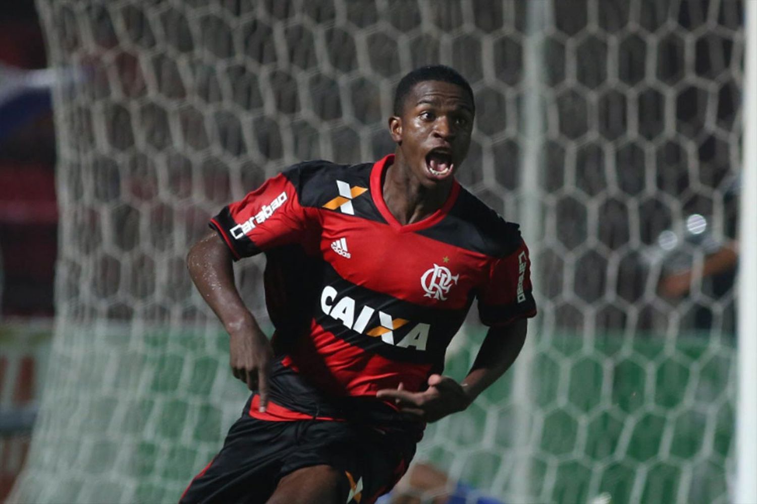 Vinicius Junior: 16 años y sale 50 millones de dólares