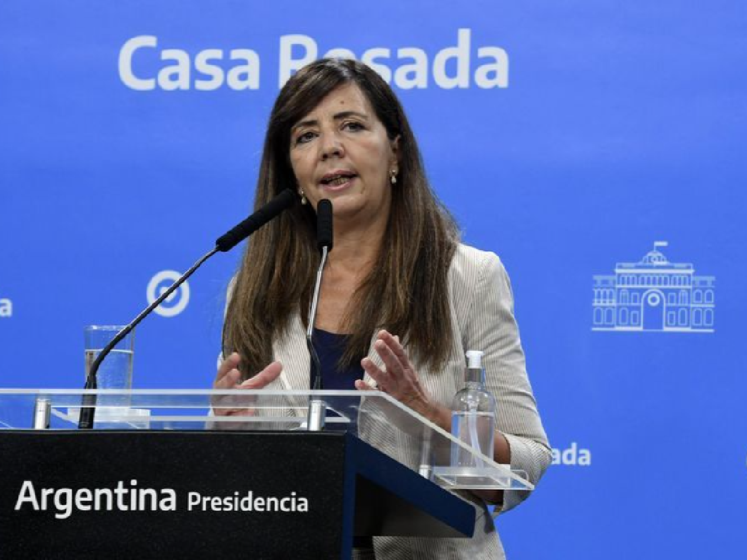 El Gobierno evalúa lanzar una Empresa Nacional de Alimentos