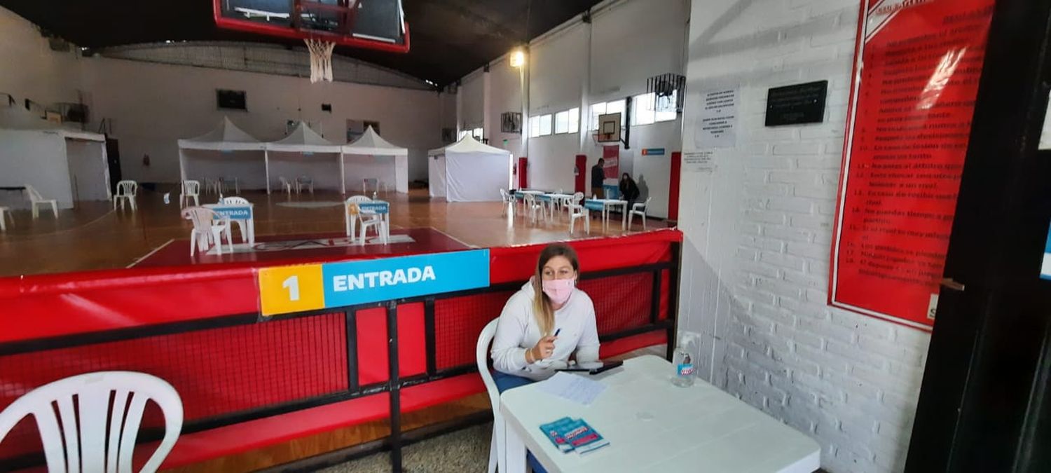 Vacunación contra el coronavirus: el operativo en Mitre sigue esperando la llegada de dosis de Sinopharm