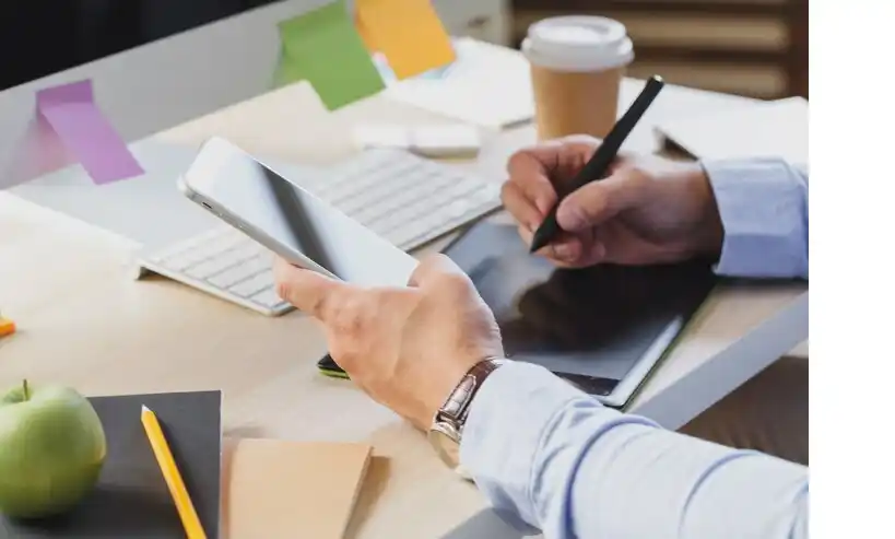 El avance de las herramientas automatizadas pone en riesgo tu empleo o abre la puerta a nuevas posibilidades? Cómo prepararse para el futuro laboral y hacer que la transformación juegue a favor.