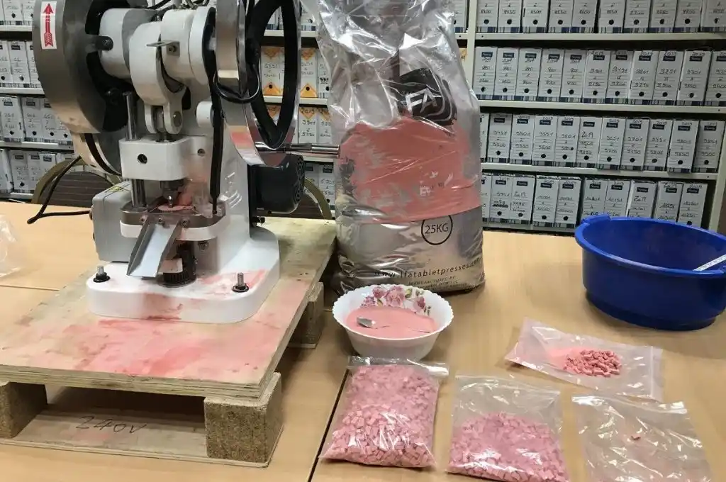 Francia: decomisan un cargamento de éxtasis, que resultó ser caramelos de frutilla