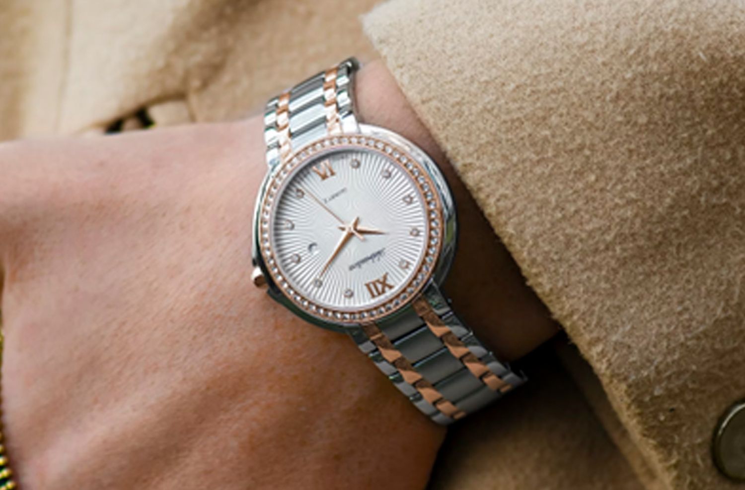Un solo reloj, muchas correas