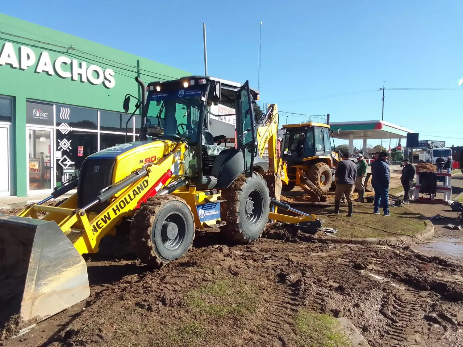 Obras Sanitarias bajó la presión en la planta por la rotura de un caño en Avenida Parque y Concordia