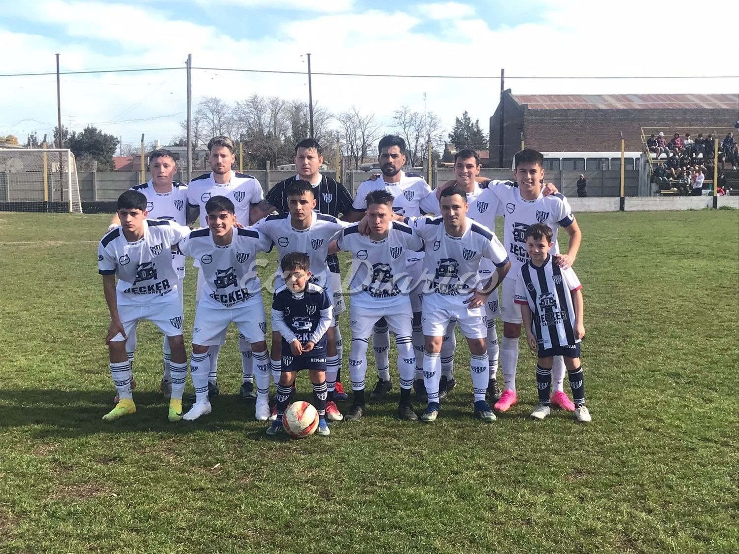 Rivadavia se llevó un triunfazo de Lobería, ante Newbery