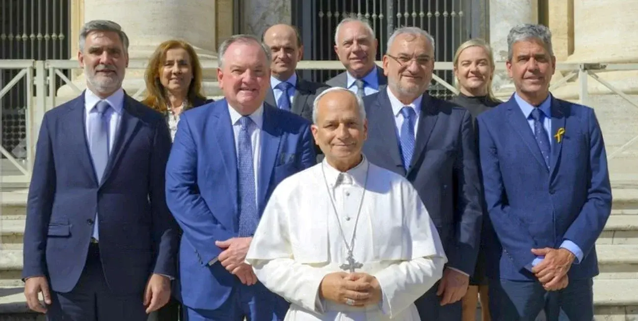 León XIV recibió a tres senadores de Santa Fe en el Vaticano