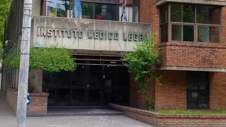 Investigan la muerte de un joven hallado en el río Paraná