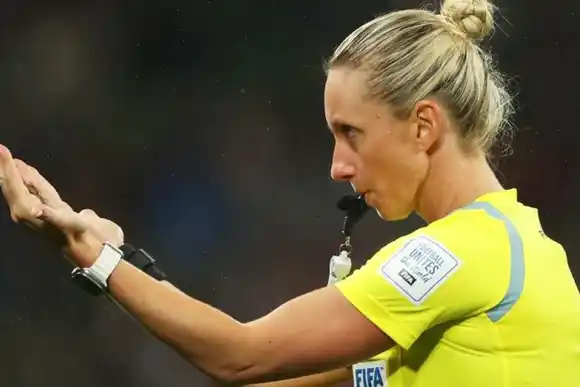  Tori Penso arbitrará el primer partido del Mundial de Clubes en Arabia Saudita