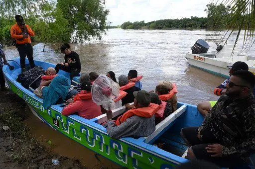 ¡TRAGEDIA EN HONDURAS! Más de 12.000 personas evacuadas por lluvias que desbordaron ríos