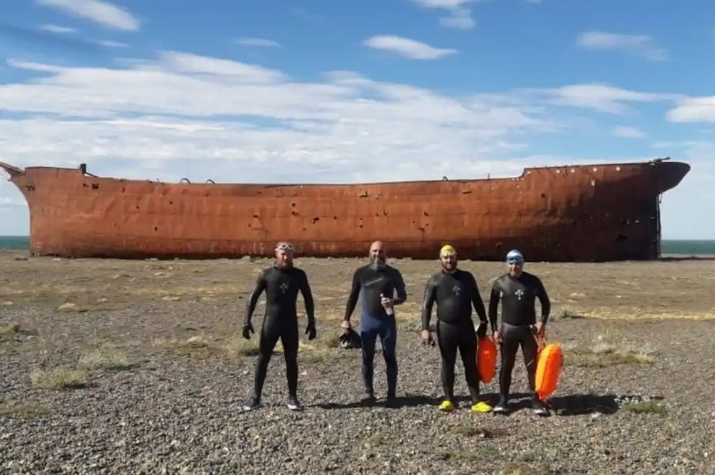 Nadarán 385 kilómetros del río Santa Cruz en homenaje a los tripulantes del ARA San Juan