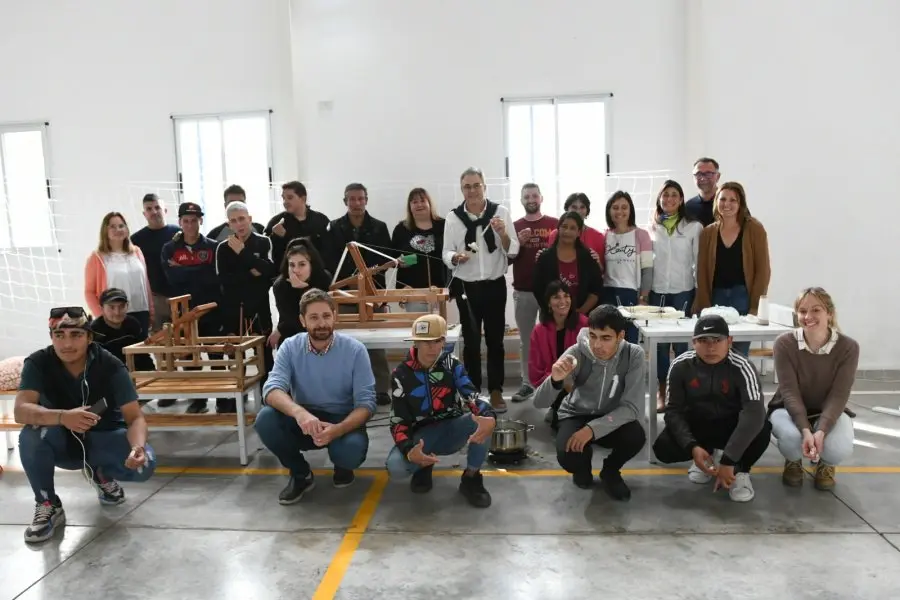 Proyecto conjunto de “Mujeres de seda” y el Centro Municipal de Capacitación en Oficios
