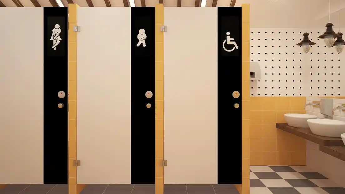 Empresa china multa a su personal por ir al baño más de una vez