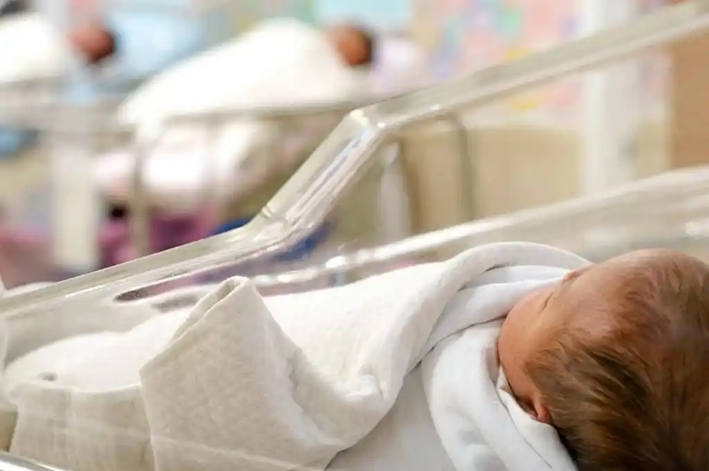 En España, uno de cada 200 chicos nace infectado por el citomegalovirus