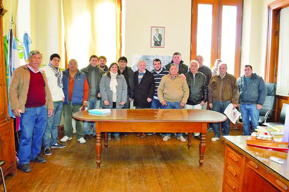 Garantizan un ciento por ciento de mano de obra local para la ejecución de las viviendas del nuevo barrio en la ‘Chacra de Lizarsoain’