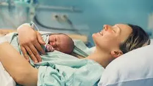 Parto respetado. Hay que seguir trabajando para avanzar en la protección de la persona gestante, del recién nacido y de toda la familia