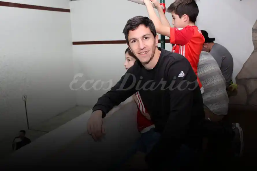 Nacho Fernández disfrutando en Necochea