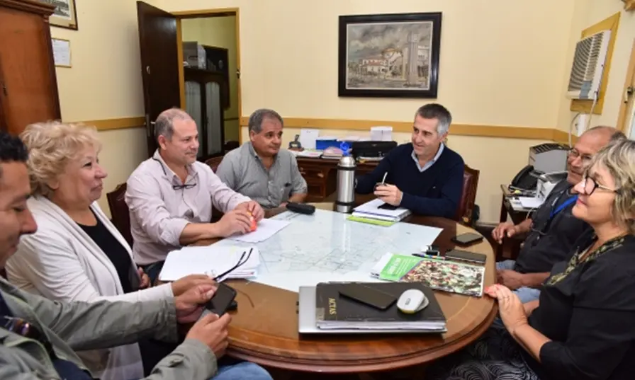 Los trabajadores municipales y el gobierno de Chascomús acordaron un aumento del 30,54%
