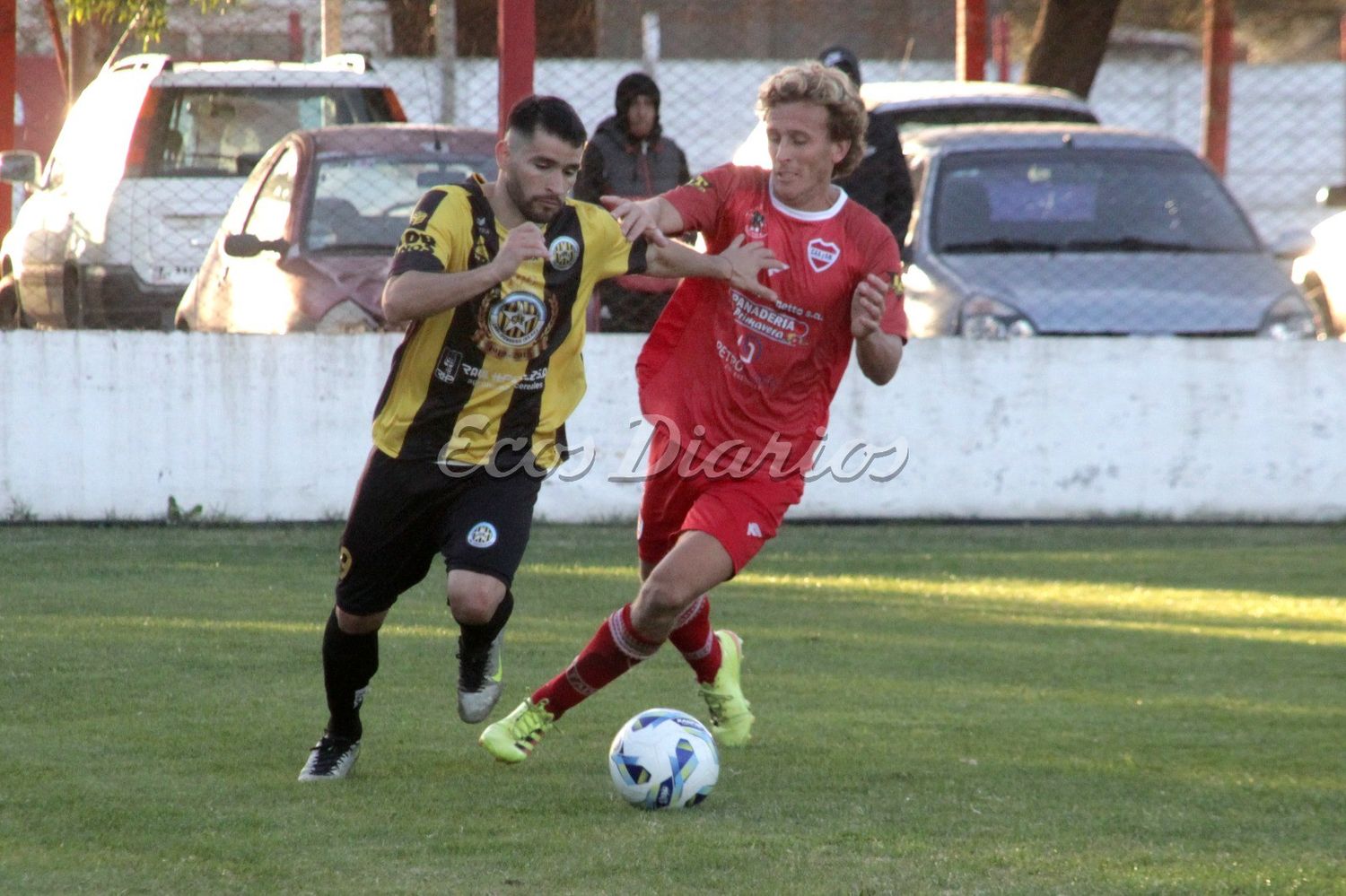 Juan Ignacio Martínez, persigue a su marcador