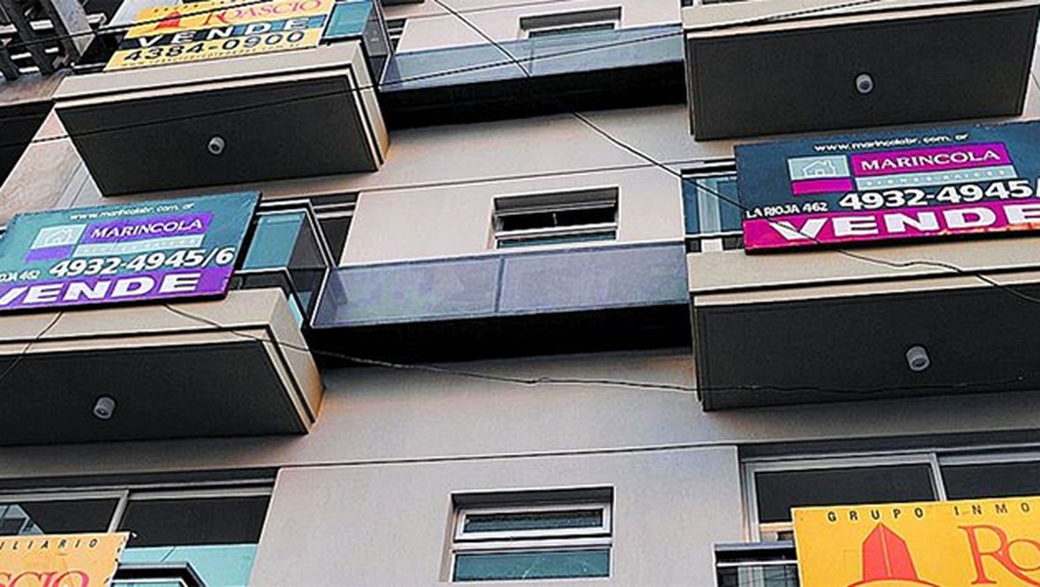 "El mercado inmobiliario está prácticamente paralizado"