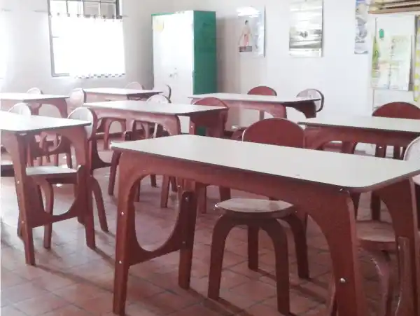A cambio de las tapitas plásticas que llegan a la Planta de Residuos, el municipio recibirá mobiliarios reciclados