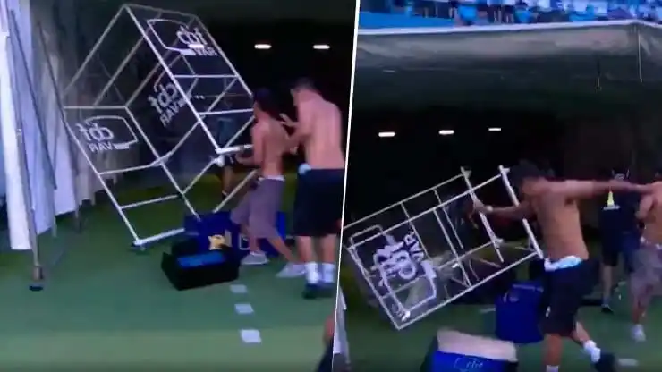 Hinchas de Gremio invadieron la cancha y destrozaron el VAR