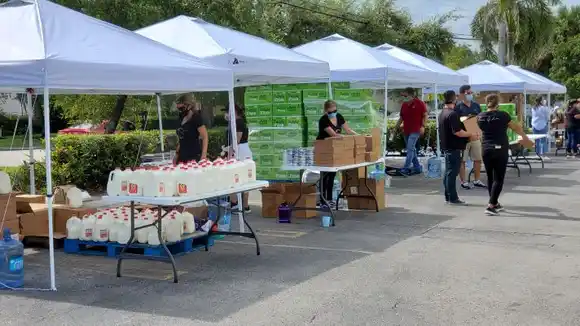 ALIMENTOS PARA VENEZUELA: 400 mil libras de comida para necesitados