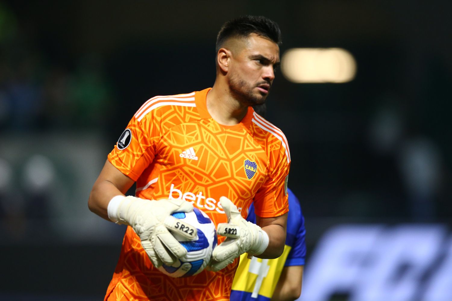 Romero, nuevamente héroe de la jornada.