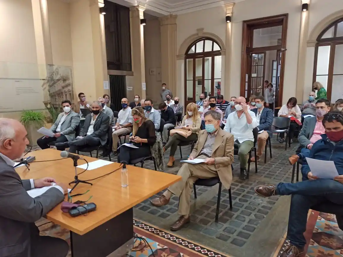 ADERR presentó nuevas autoridades