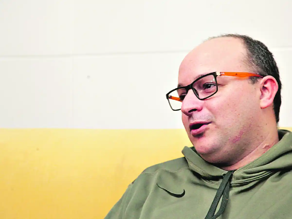 Cáritas arma los kits de  útiles y busca voluntarios  para brindar apoyo escolar 