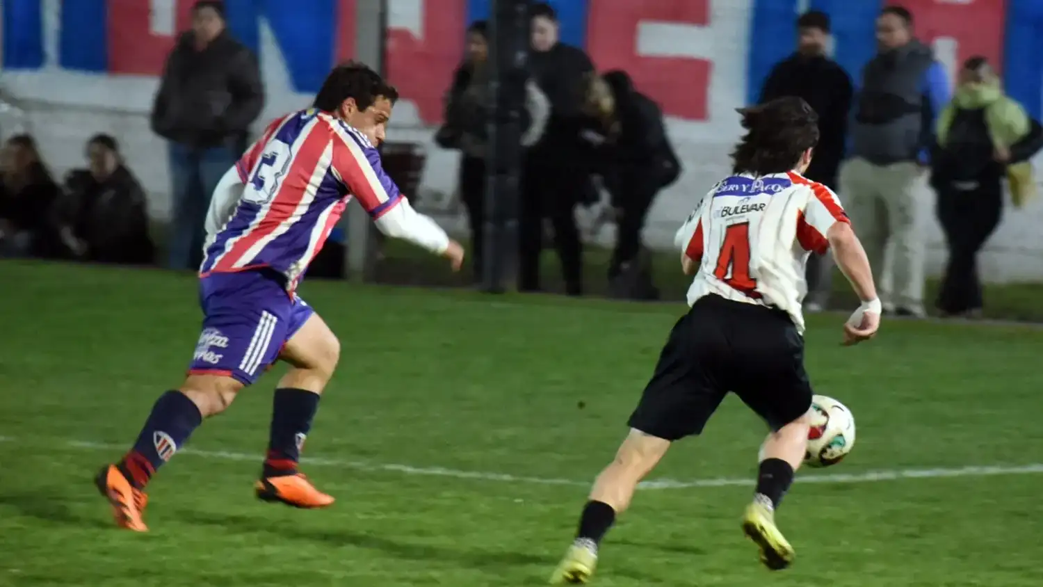 Núñez (Ferro) y Bruggesser (Independiente), protagonistas en sus equipos.