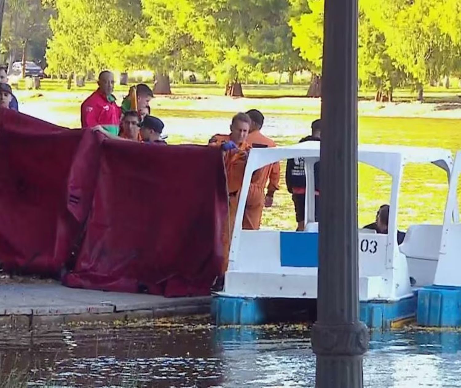 Encontraron el cuerpo del hombre que estaba desaparecido en los lagos de Palermo