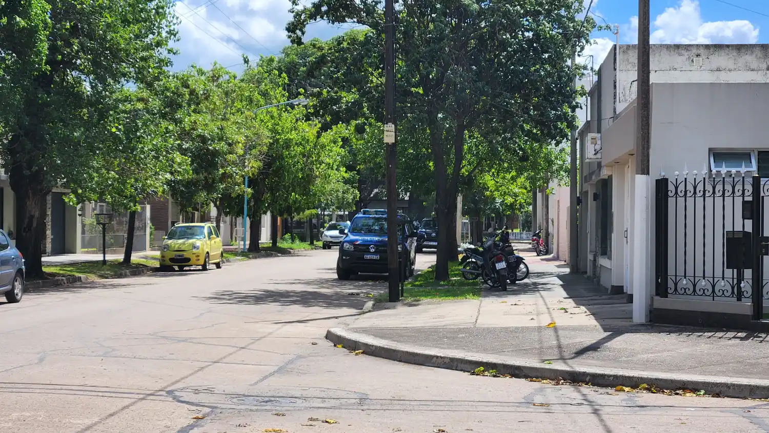 Patrullero día barrio 30 de octubre rafaela robo en calle ciudad de esperanza - 2