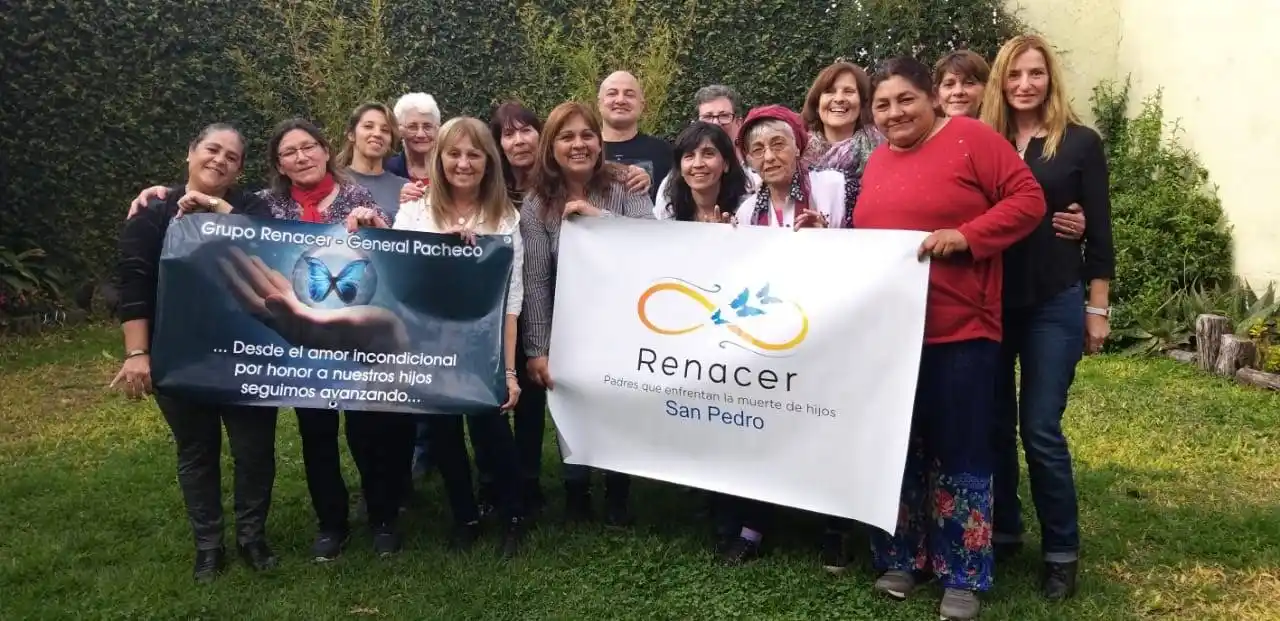 Grupo Renacer: “Pensamos en los papás que empiezan este camino, que es largo pero se vuelve a ser feliz”