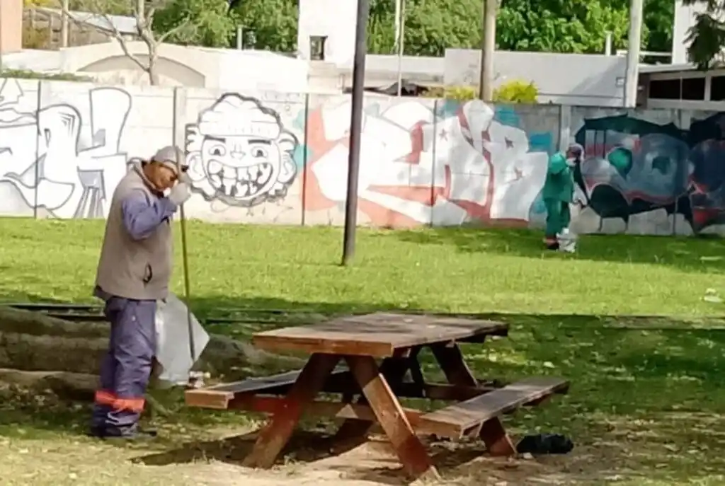 Operativo de limpieza en distintos sectores de la ciudad