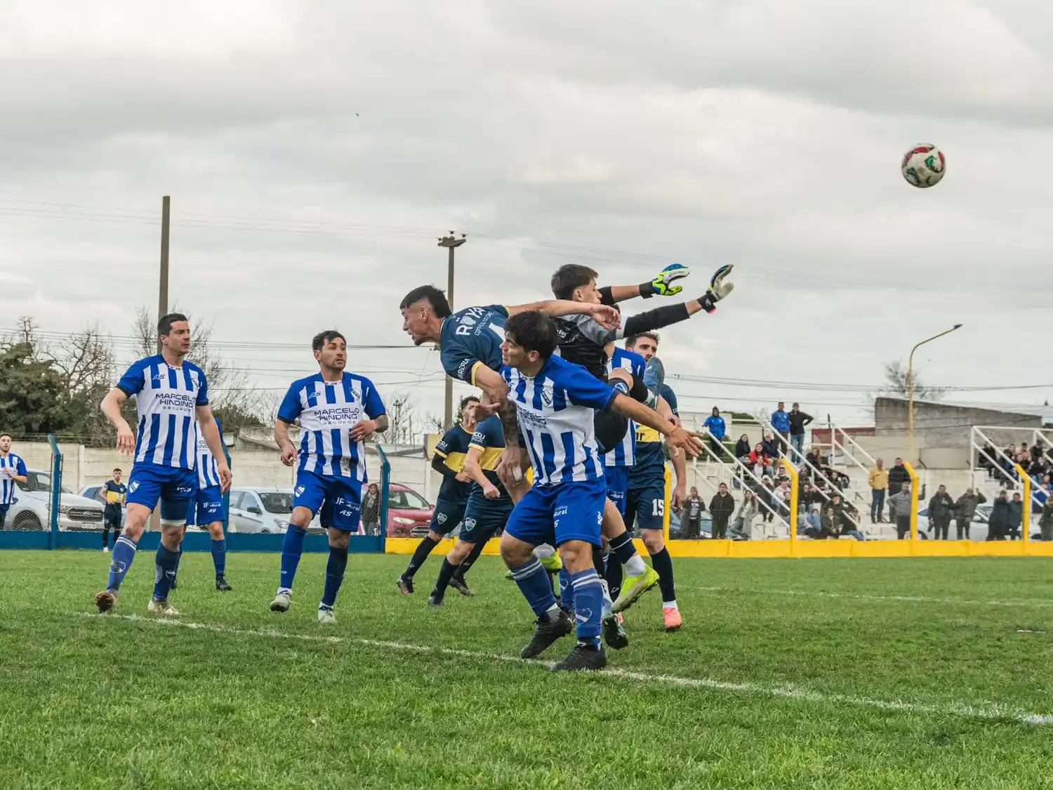Boca y Once Corazones se enfrentan esta tarde