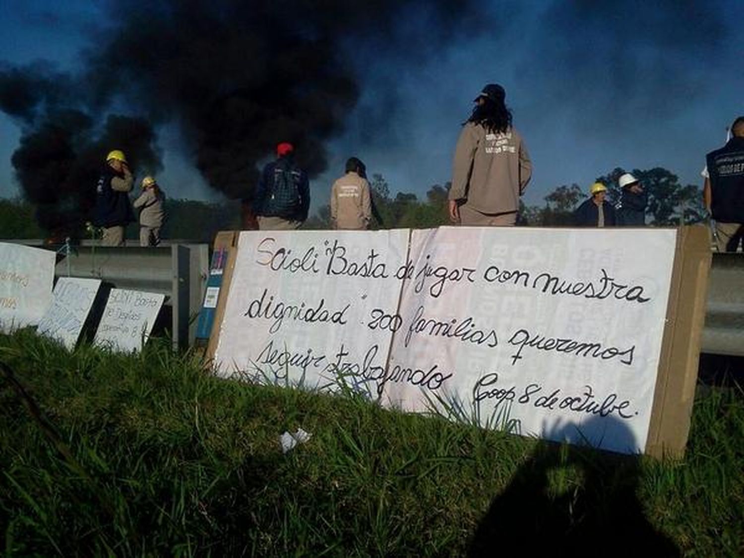 Corte en camino del Buen Ayre: Piden a Scioli por 200 familias que quedan en la calle