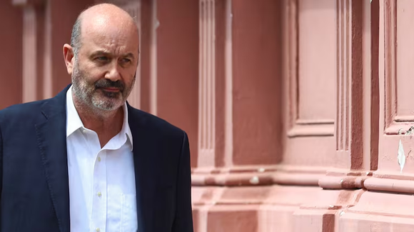 El Gobierno prepara el cierre de decenas de organismos públicos por decreto