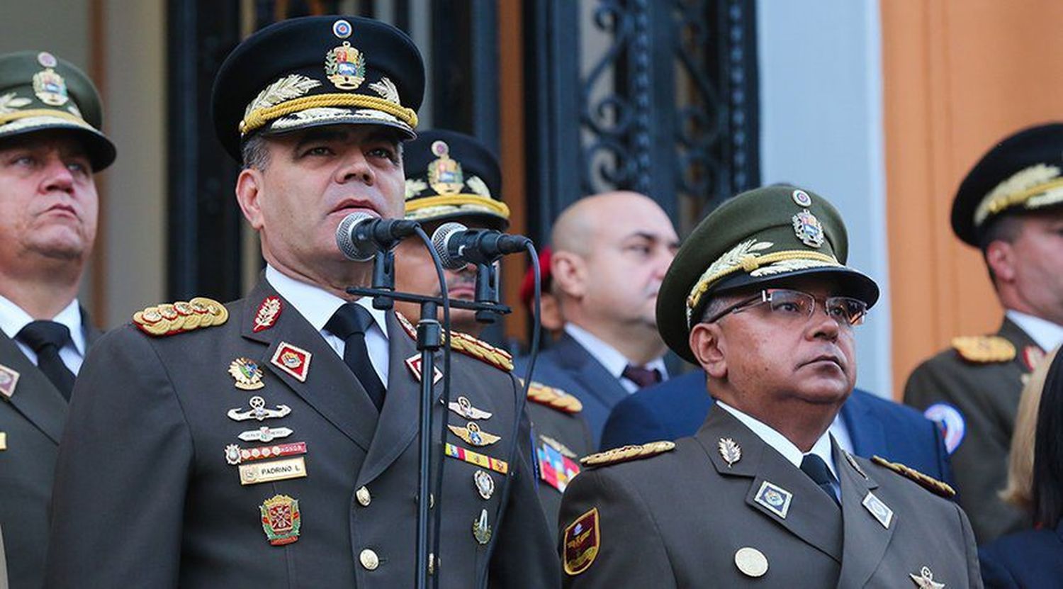 Padrino López reconoce lealtad de los militares al servicio de Venezuela