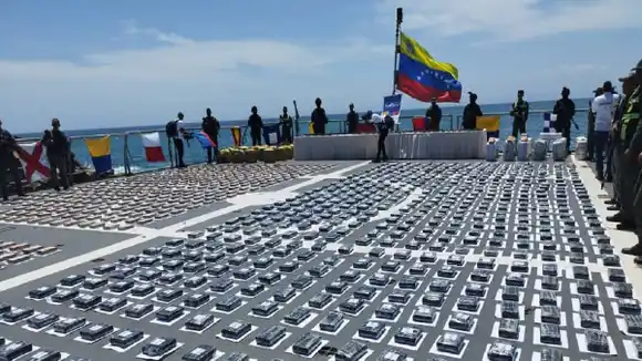 Armada venezolana y Francia incautan más de 1.700 kilos de cocaína