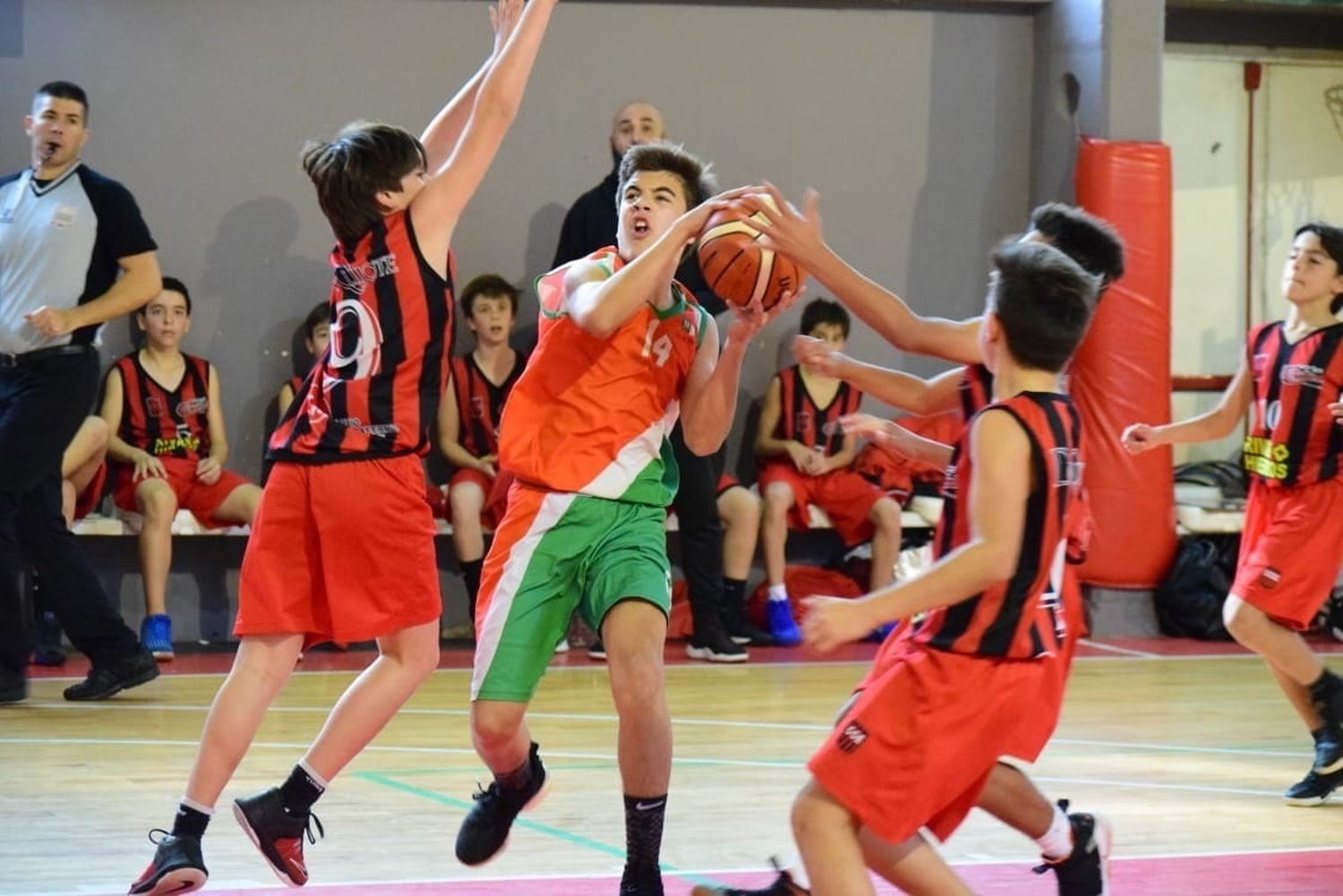 Neptunia y Central inician el camino en la Liga Nacional Masculina U15