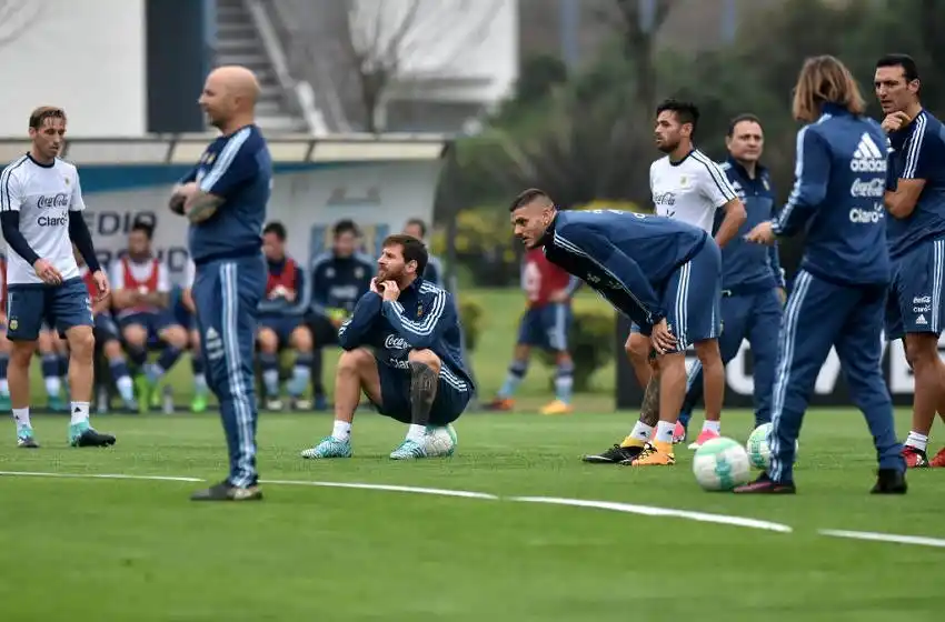 Sampaoli completó la lista de convocados