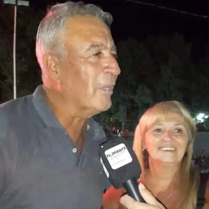 “Nos enloquecimos con el carnaval”: turistas destacan la magia del Corso de Gualeguay