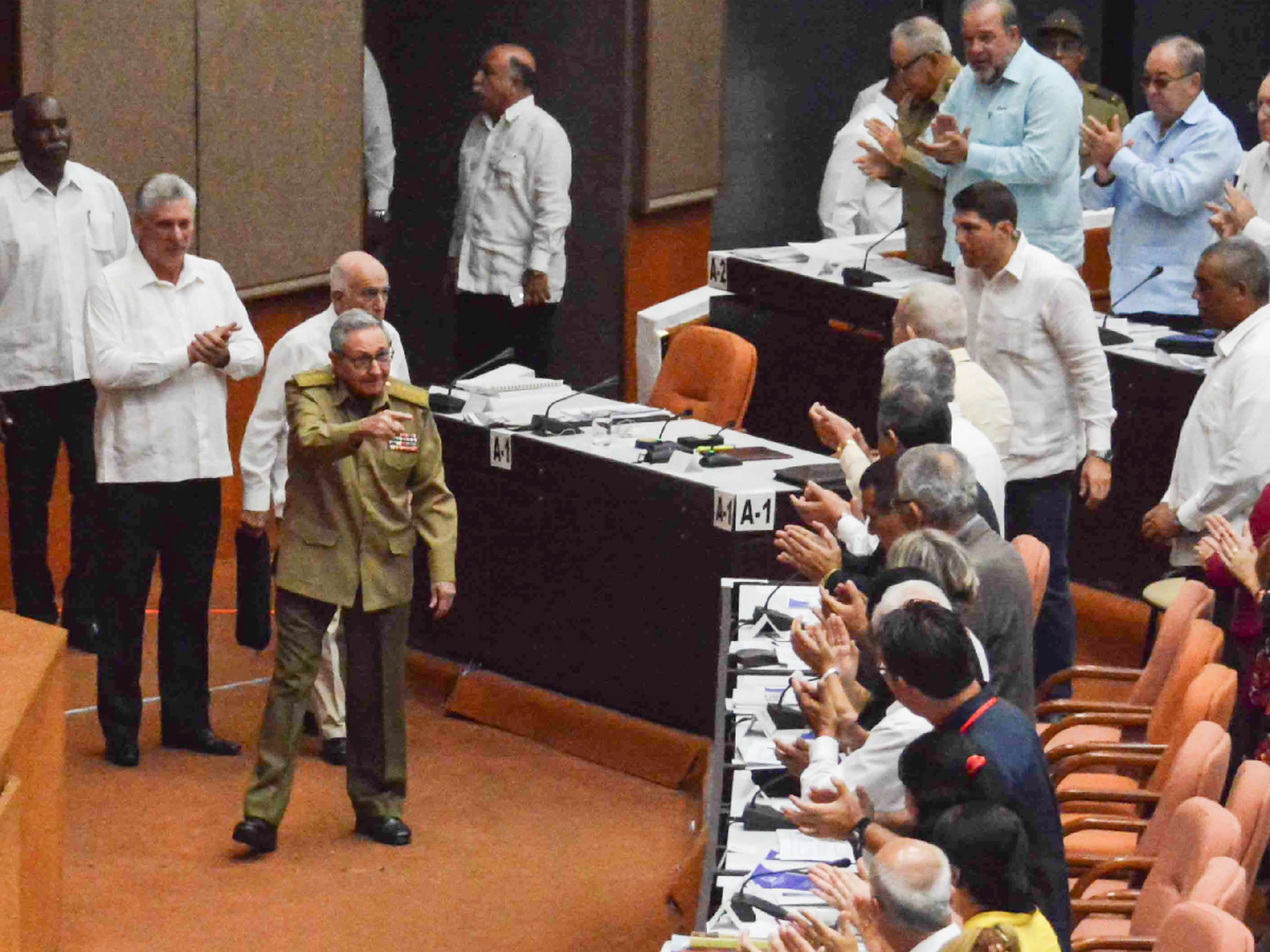 Cuba elimina la palabra "comunismo" en el borrador de su nueva Constitución