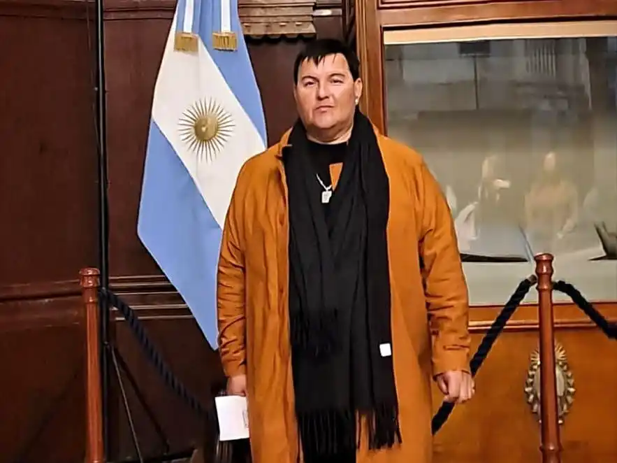 Beatriz Vallaro y Daniel Rodríguez se destacan en el Salón de Arte de la SAAP