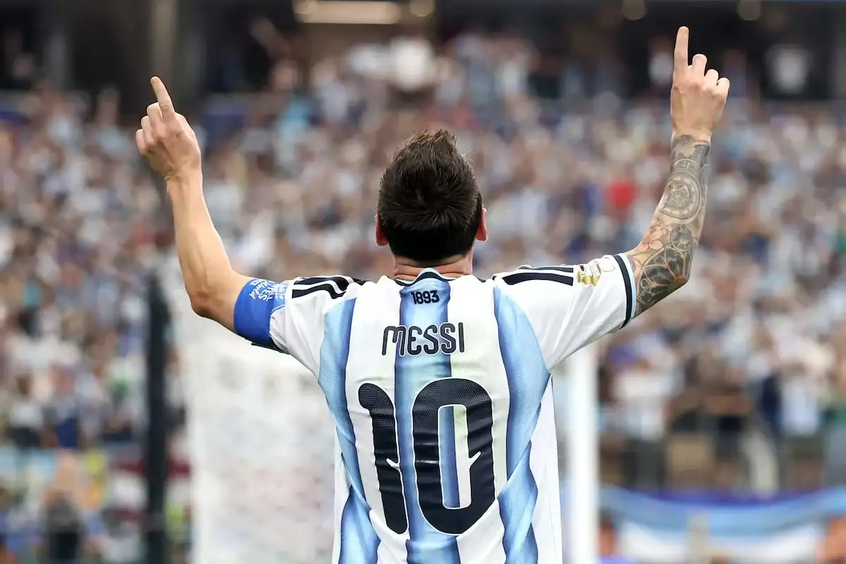 MESSI - 4