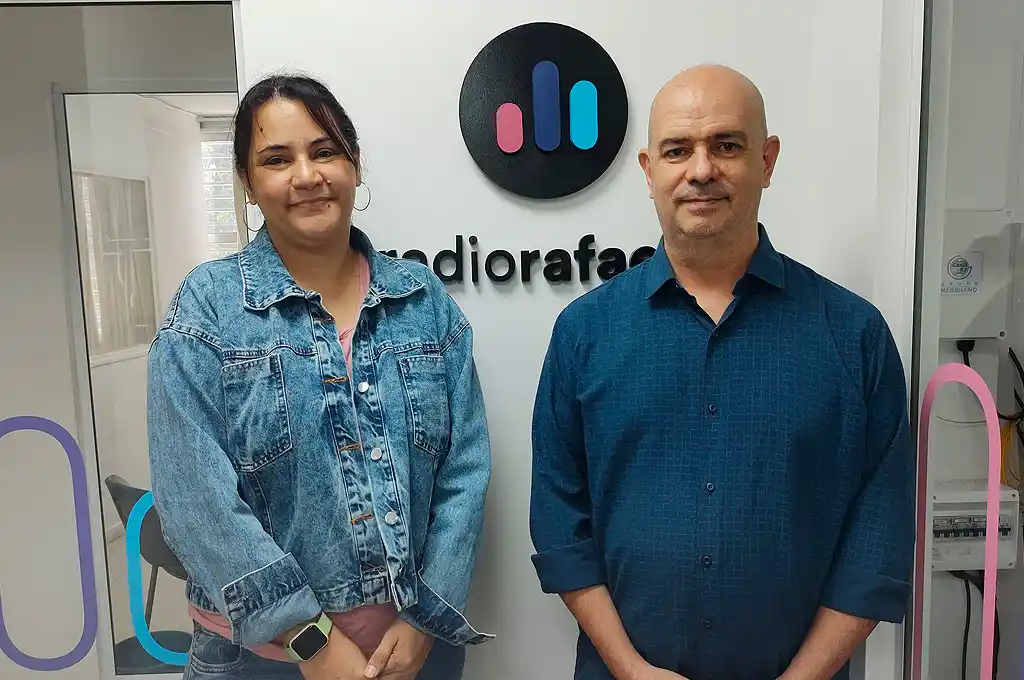 Sonia Musso - Precandidata a concejal y Carlos Cruzado - 1