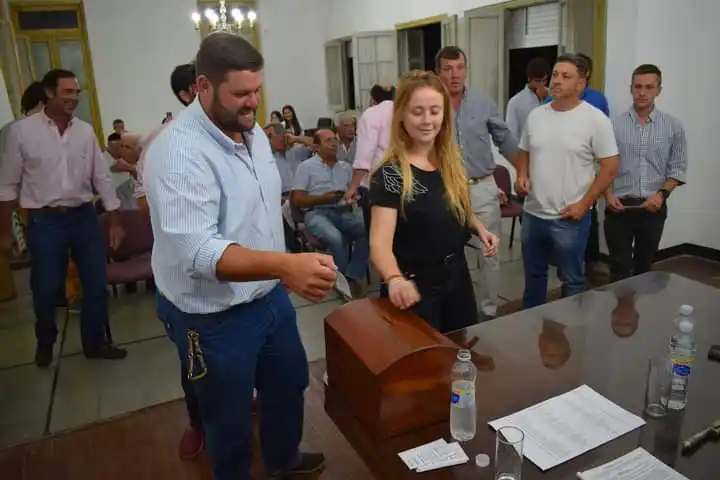 “Estoy muy contenta por ser la primera mujer en asumir la presidencia de la Rural”