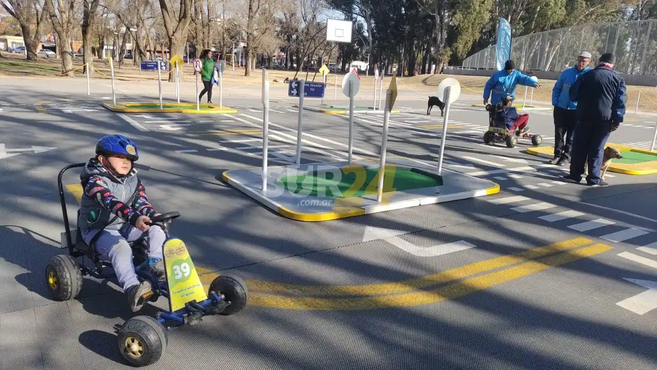 El Gobierno municipal pone en marcha un “Espacio Lúdico Vial” para los más pequeños