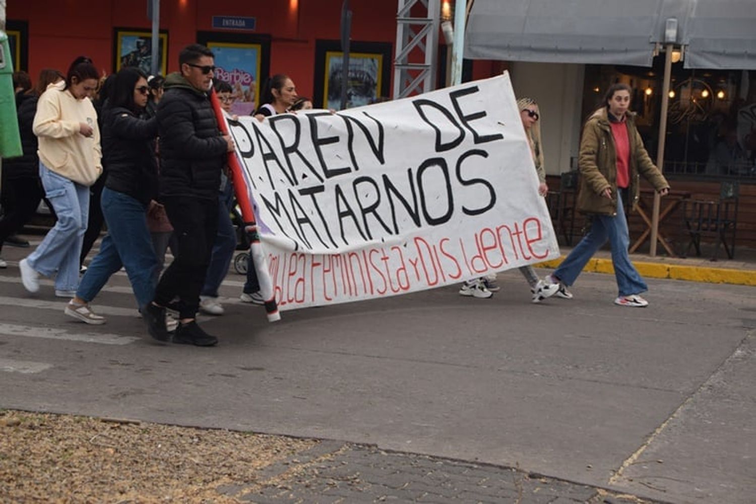 Nueva manifestación por el crimen de la madre y su hijo en Olavarría