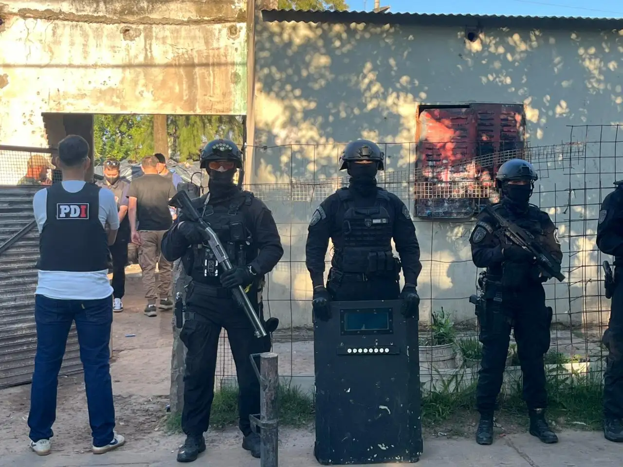 reconquista allanamientopdi polica - 2