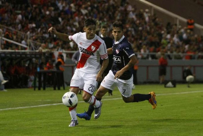 Independiente y River brindaron otro partido con mucho gol. (Foto: Olé)